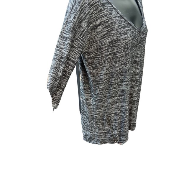 Splendid Sweater Gray/Black Medium Long Sleeve V-Neck Side Zip Polyester Blend - Picture 3 of 8